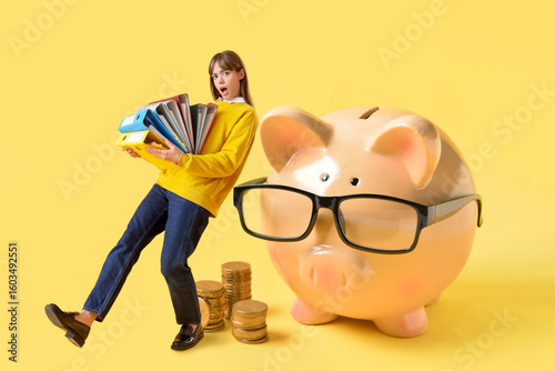 Piggy bank with eyeglasses ...