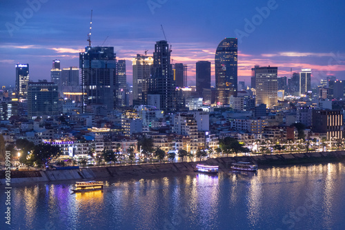 фотографія Phnom Penh Skyline 2025