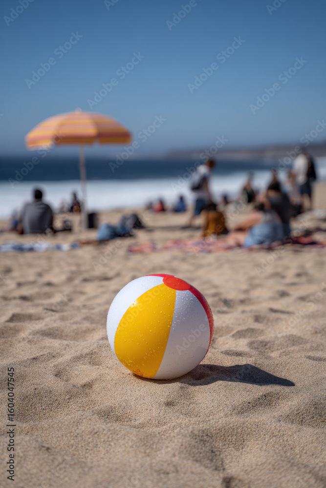 Obraz premium sunny day at beach where colorful beach ball bounces playfully amidst rolling waves