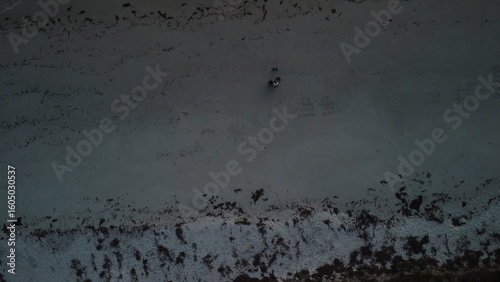 Quadro su tela Drone sot over long beach in Jervis Bay australia