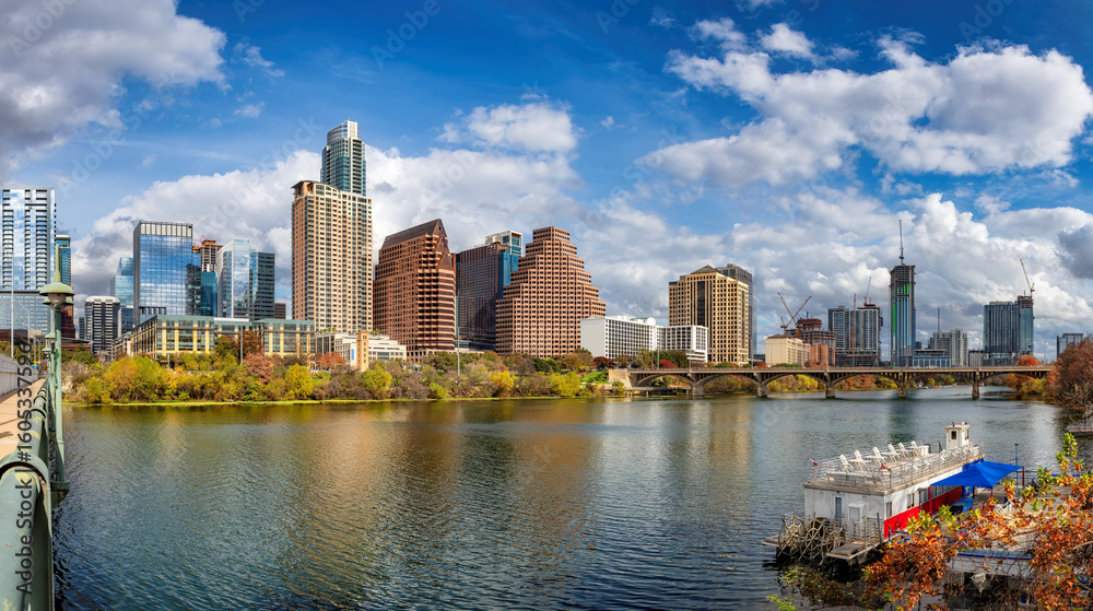 Fototapeta premium Austin downtown skyline on the Colorado River in Austin, Texas, USA.