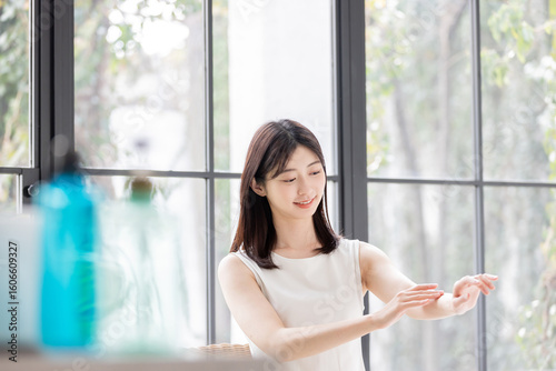 Free Download 若い女性、ビューティーイメージ
 - GFXLoad