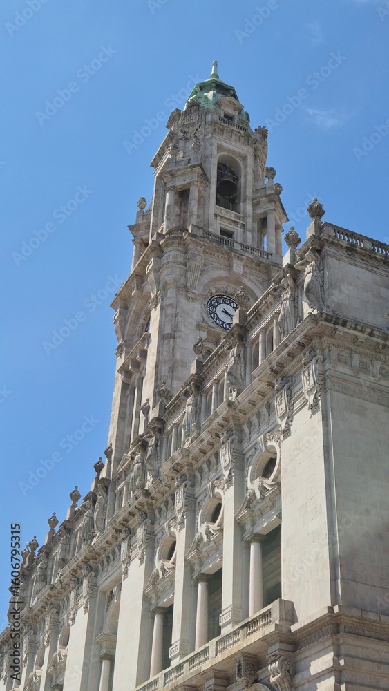 Fototapeta premium View of Porto City Hall (Câmara Municipal do Porto), located in Avenida dos Aliados, Portugal, under clear summer skies. A landmark of civic pride and neoclassical architecture. Close up