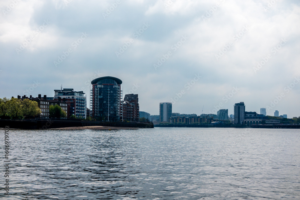Fototapeta premium London united kingdom skyline views along thames river