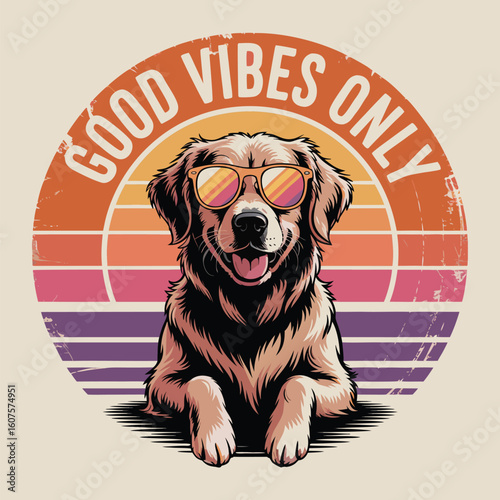 Retro Vintage Golden Retriever Good Vibes Only Sunset Dog T-Shirt