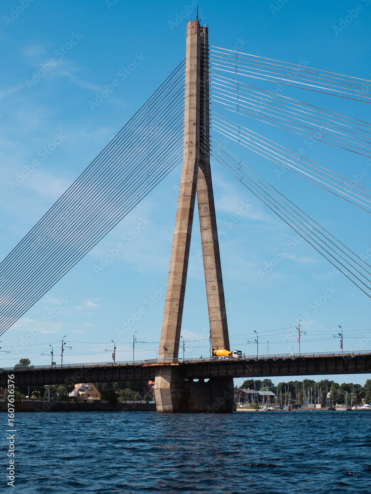 Obraz premium Vanšu-Brücke in Riga, Latvia