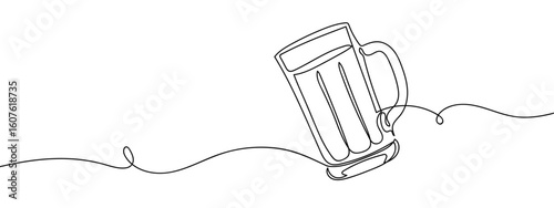 Continuous vector line of beer glass on transparent background. editable stroke.
