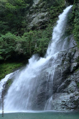 飛龍の滝　安居渓谷　（高知県　仁淀川町）