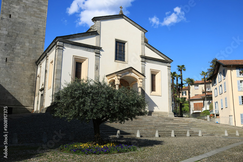 La Chiesa parrochiale di San Leonardo (XVIème siècle) à Verbania-Pallanza