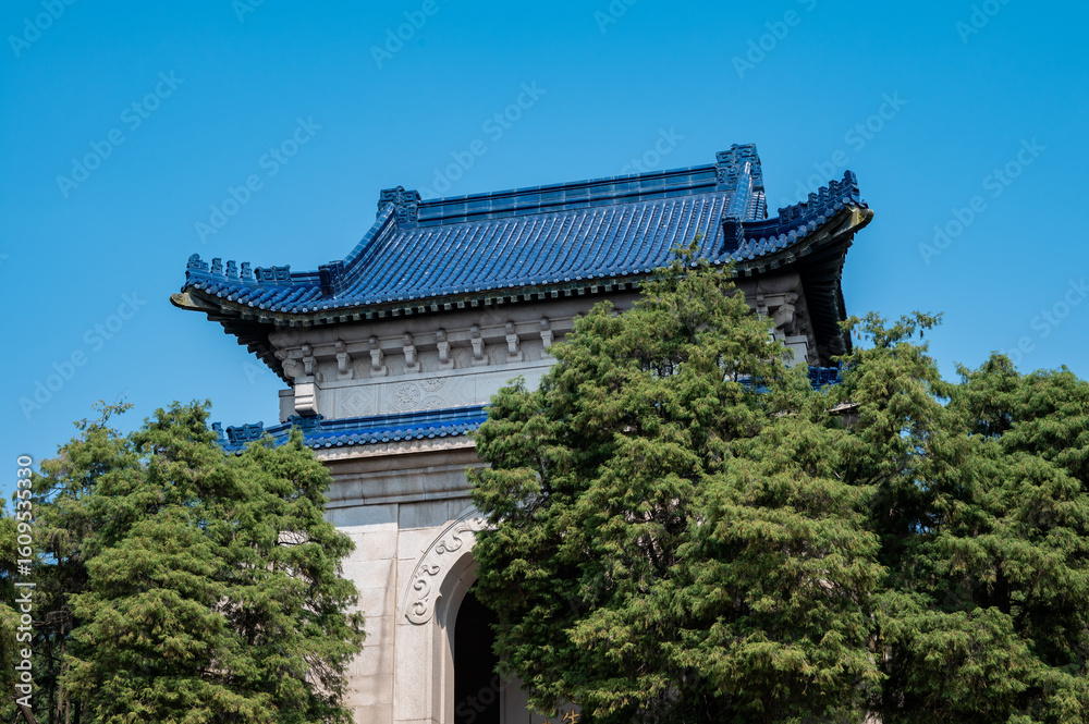 Naklejka premium Sun Yat-sen Mausoleum architecture in Nanjing, China