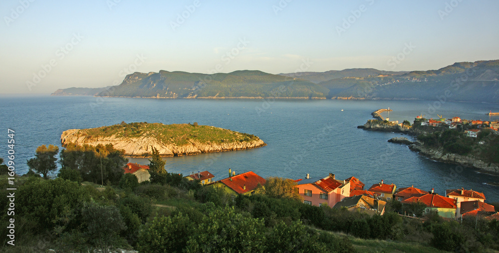 Fototapeta premium A view of the historic and touristic town of Amasra in Bartin, Turkey.