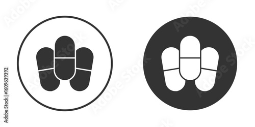 Capsule icon doodle vectors, vector illustration