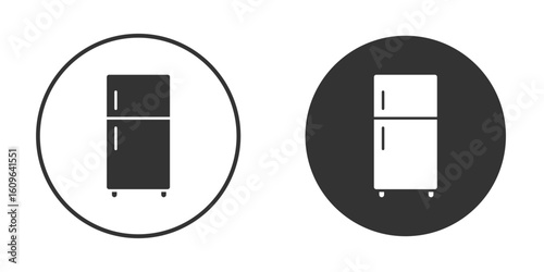 Fridge icon doodle vectors, vector illustration