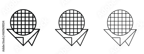 Stroopwafel icon linear style sign for mobile concept and web design.