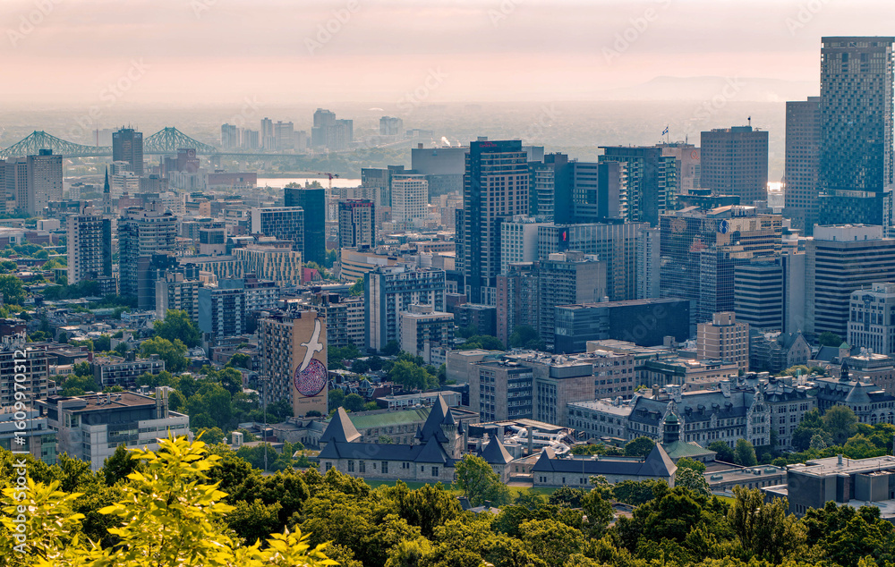 Naklejka premium Views Around Mount Royal in Montreal Canada