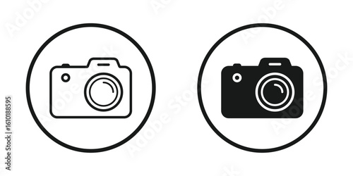 Camera icon, photo icon, camera icon vector illustration on white background. Flat illustration of vector camera icon. Photo camera in flat style. Camera symbol.