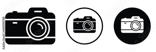Camera icon set. Photo camera symbol. Isolated vector on white background.