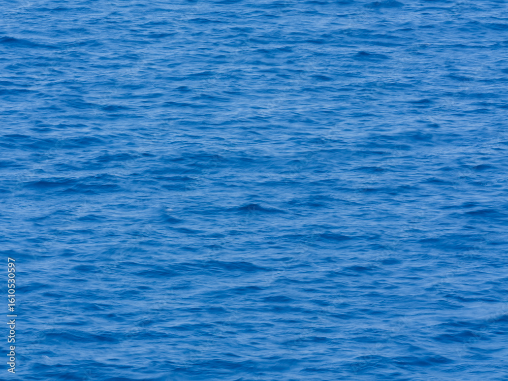 Obraz premium Graceful ocean waves