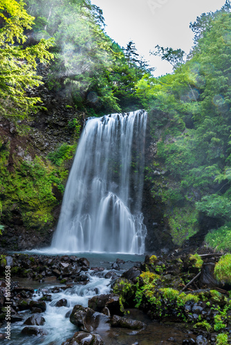 夏の乗鞍高原善五郎の滝