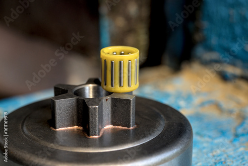 Photo of clutch drum with bearing from chainsaw