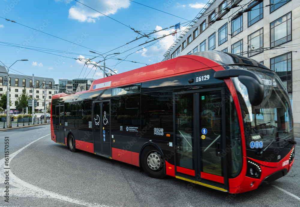 Fototapeta premium Oberleitungsbus in Bratislava, Slowakei