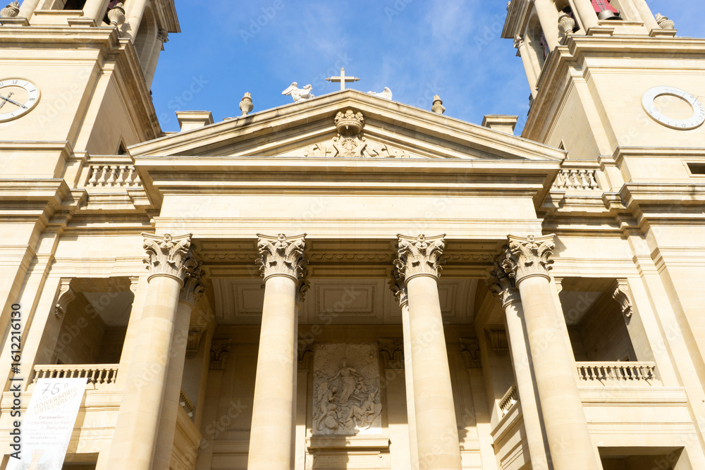 Obraz premium Santa Maria la Real Cathedral in Pamplona, Spain