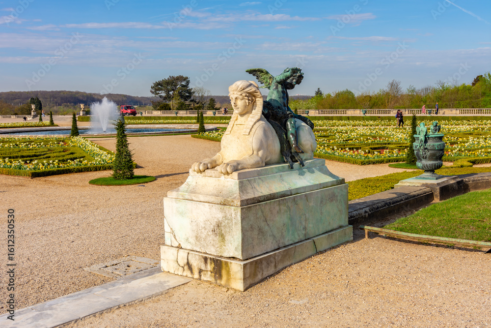 Obraz premium Sphinx statue in Versailles gardens, Paris suburbs, France