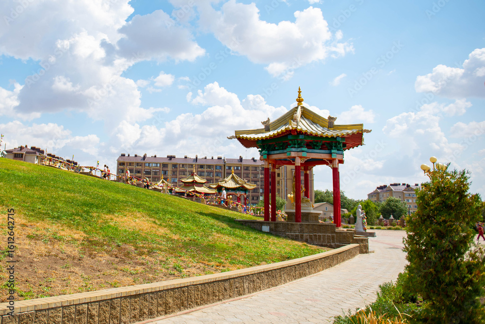 Obraz premium The Golden Abode of Buddha Shakyamuni in the city of Elista