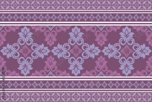 Elegant Damask Repeat Border for Textile and Decor