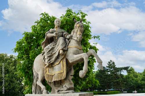 Canvas Print Statue von Maria Theresa im Präsidentengarten von Bratislava, Slowakei