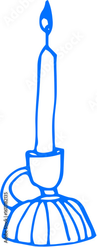 Short candle in a candlestick — variation with subtle charm