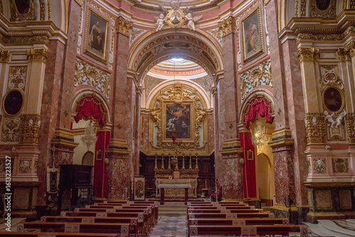 Fényképezés Views from the interior of the Carmelite Church in the city of Mdina, Malta