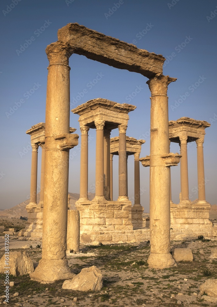 Fototapeta premium The Tetrapylon in Palmyra, Homs Governorate, Syria 