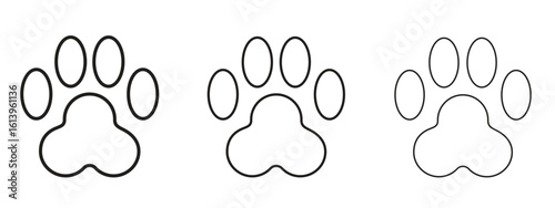 Paw icon symbol. Linear style sign for mobile concept