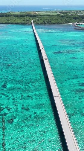 沖縄・宮古島の絶景 来間大橋 縦ドローン映像
Kurima Bridge in Okinawa – Vertical Drone