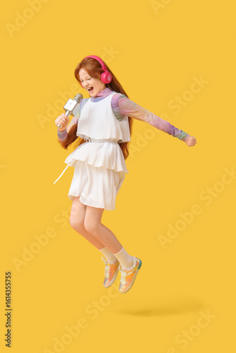 Singing teenage redhead gir...