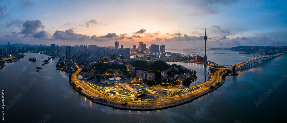 Naklejka premium Macau Cityscape at Dawn