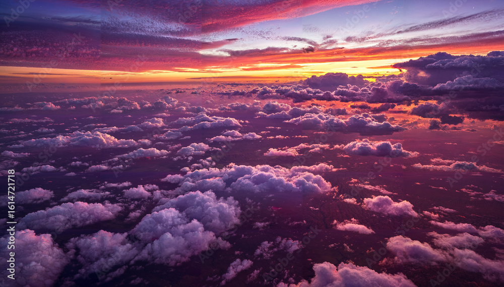 Fototapeta premium Le ciel est en feu