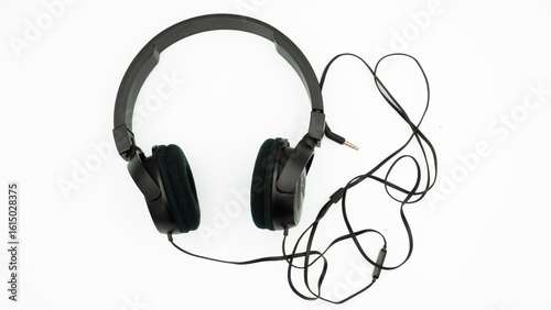 Headphones with pulse cable on white