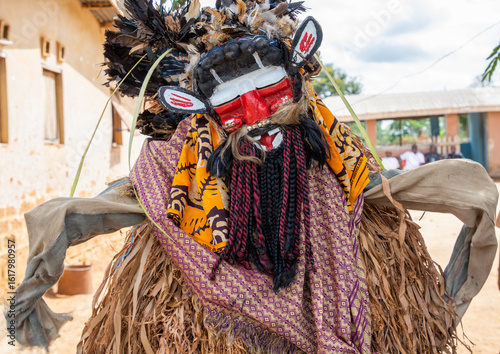 We Guere sacred mask dance during a ceremony, Guémon, Bangolo, Ivory Coast