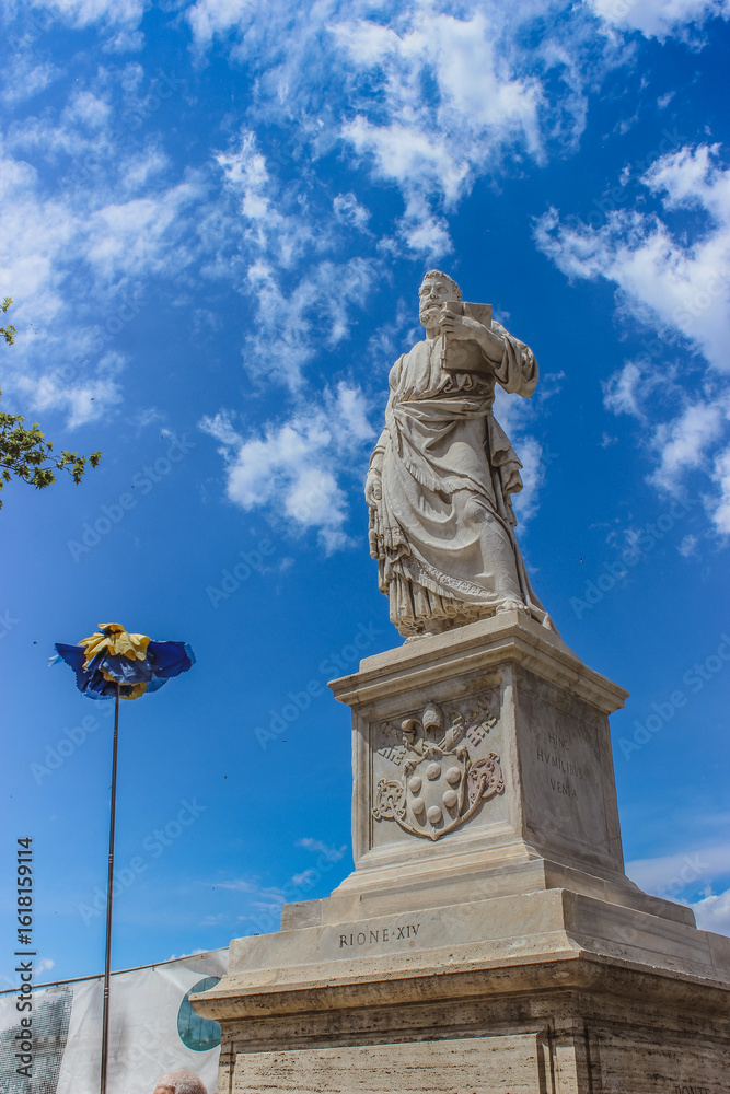 Fototapeta premium Historic Roman Statue Against Blue Sky