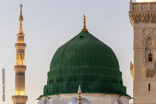 Green Dome Close up - Prophet Mohammed Mosque, Al Masjid an Nabawi.
