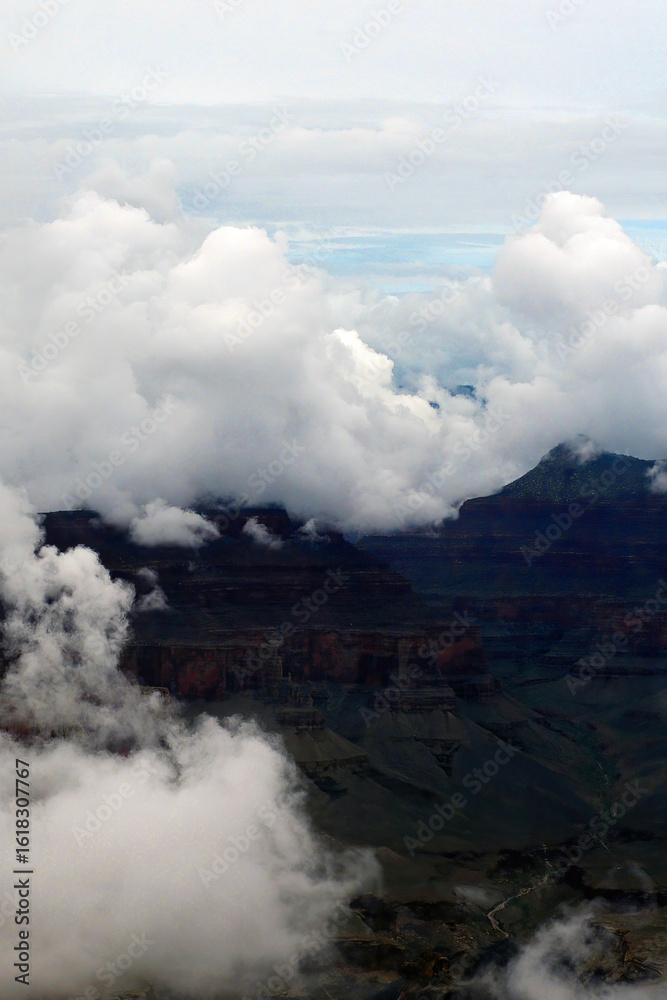 Fototapeta premium Cloudy Day At The Grand Canyon Arizona