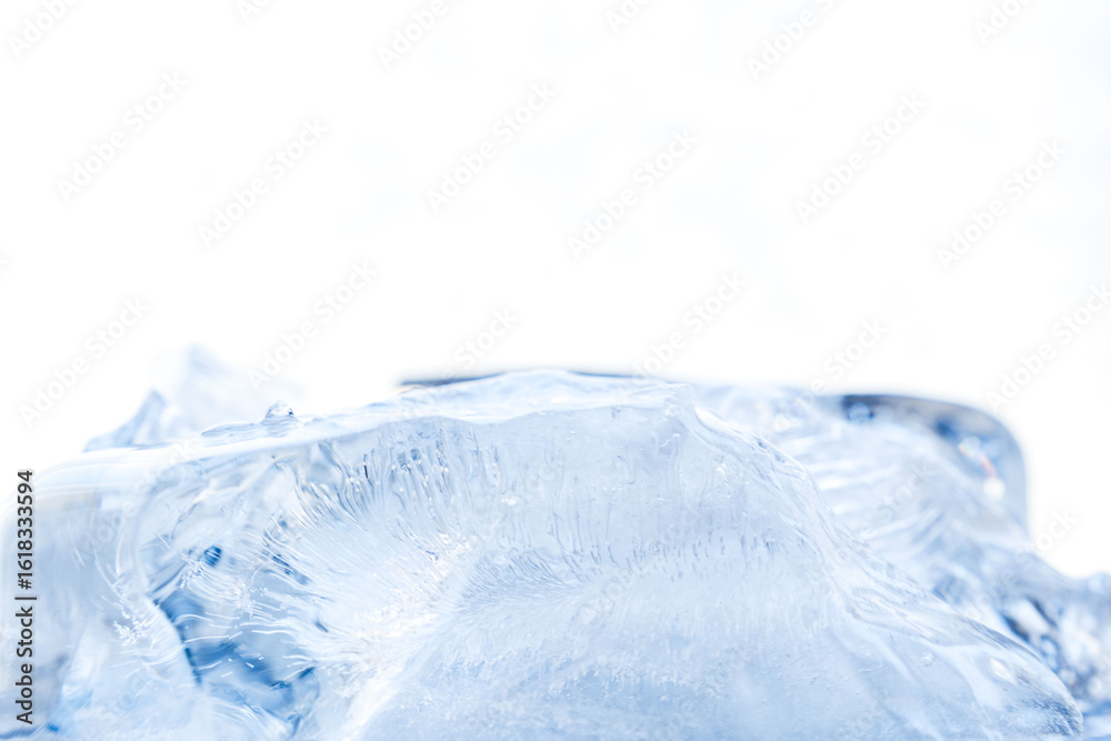 Obraz premium 氷の模様のアップを白背景で撮影16