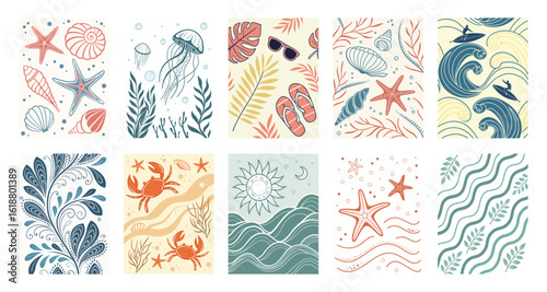 Ocean life and summer motifs starfish seashells
