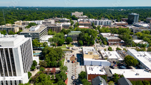 Εκτύπωση καμβά Aerial view of small city in southern United States outside Atlanta suburb