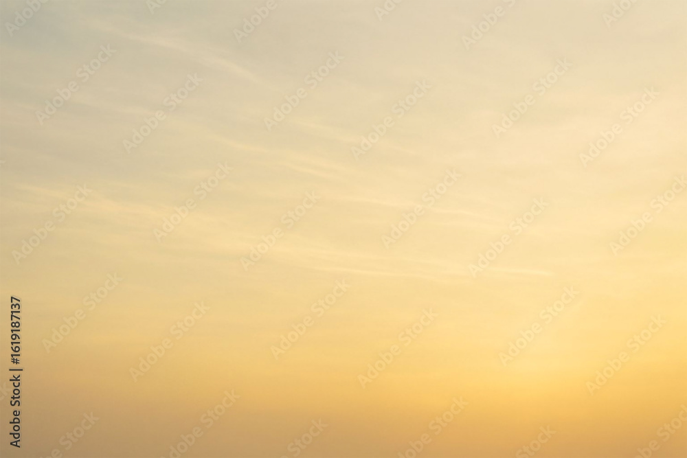 Obraz premium Softly blended pastel hues of a sunset sky