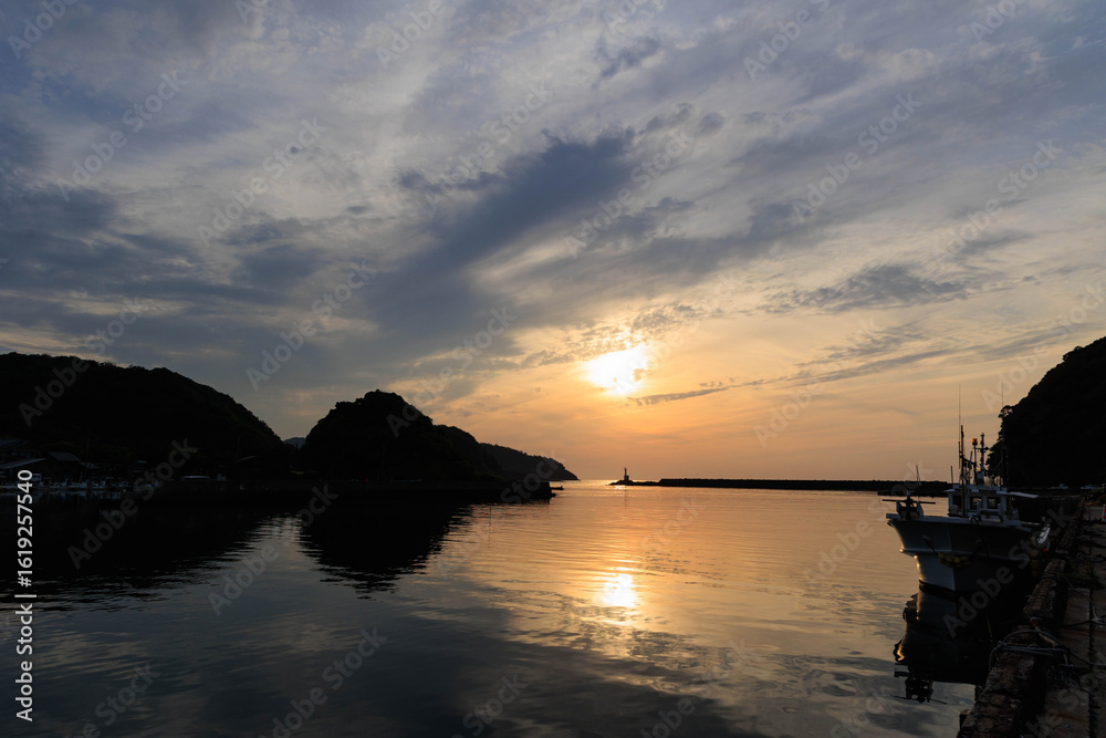 Fototapeta premium 竹野温泉周辺の竹野川