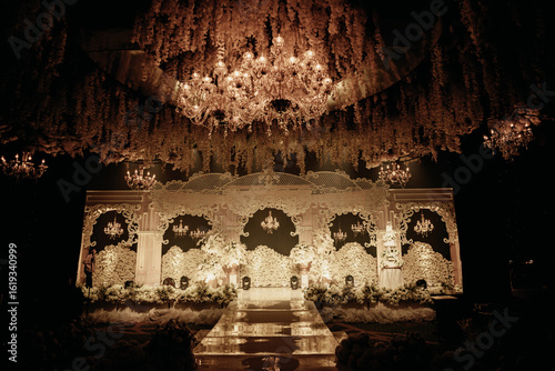 Quadro su tela luxurious and elegant wedding altar decoration with white roses and dim lights 1