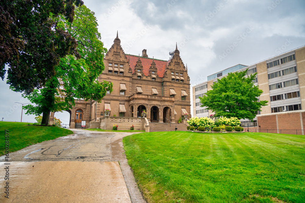 Fototapeta premium Milwaukee, WI - July 29, 2024: Beautiful Pabst Mansion in Milwaukee, former home of brewing magnate Captain Frederick Pabst